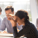 ｢笑い｣がもたらす痛み緩和、驚きの身体反応 ゲラゲラ笑うとエンドルフィン出る